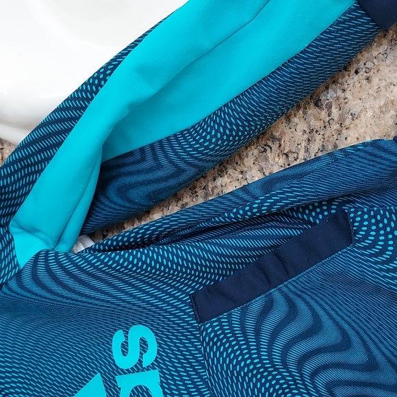 Boy's Adidas Set - Picture 2 of 6